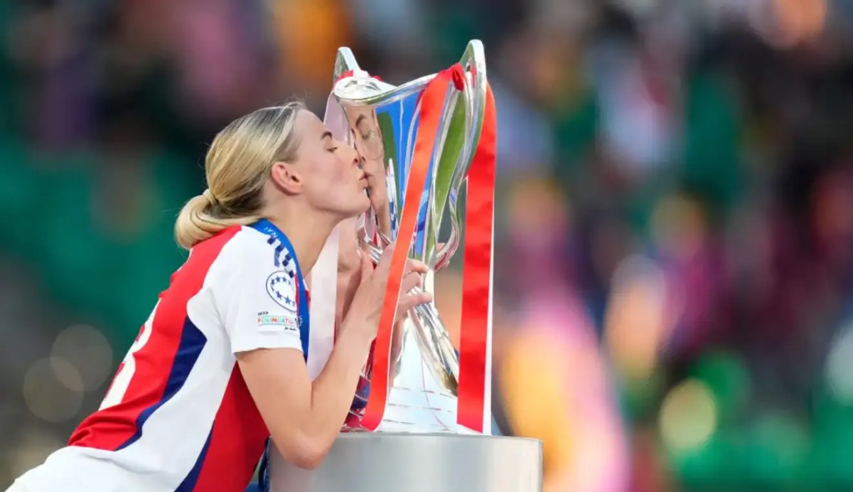 女足第一人凯利：如何在体育界的性别战争中生存下来